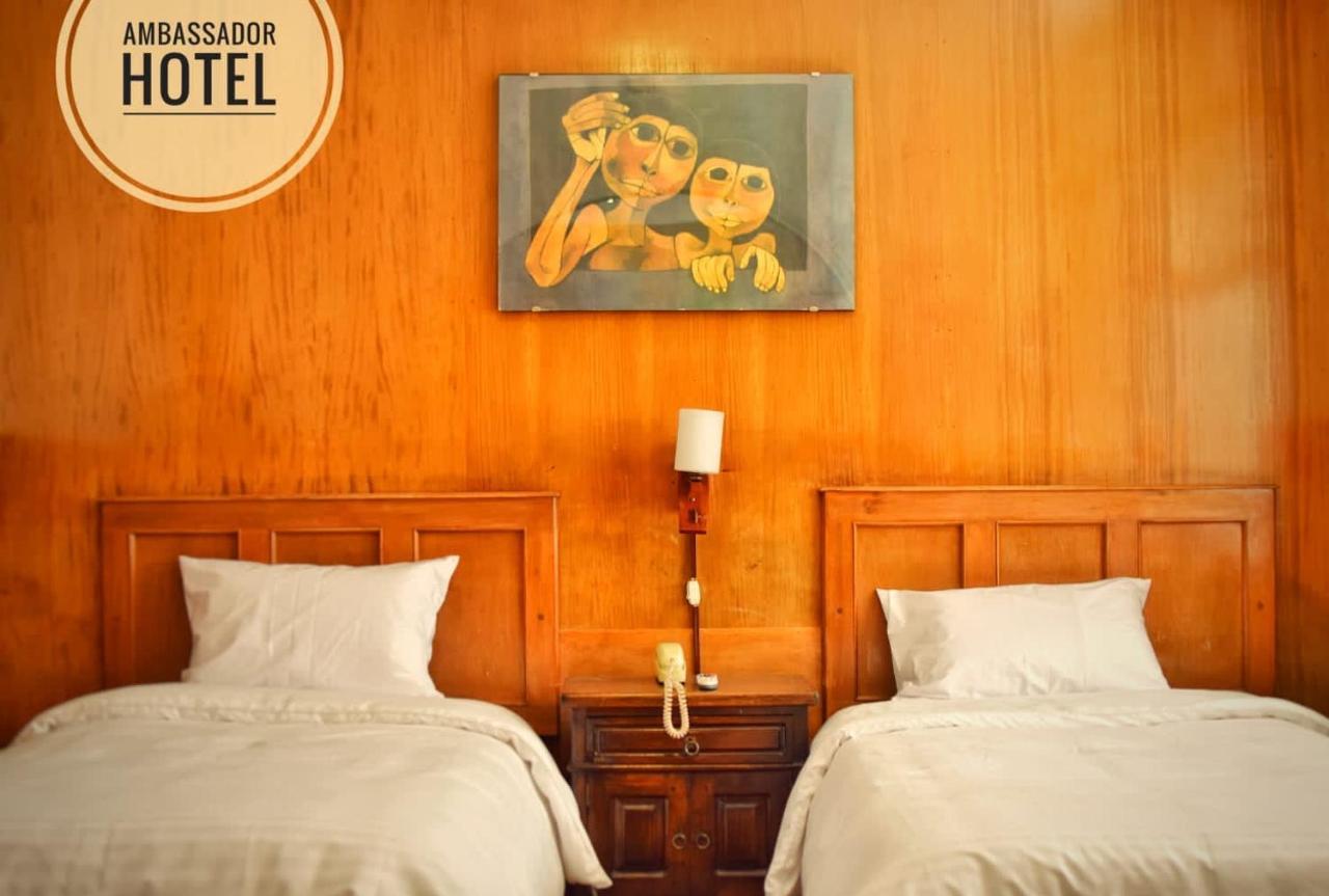 Hotel Ambassador Quito Buitenkant foto